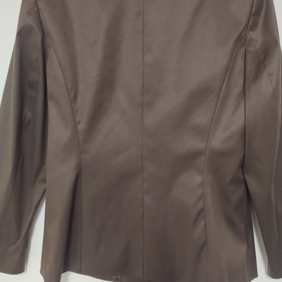 Blazer - Picture 7 of 8